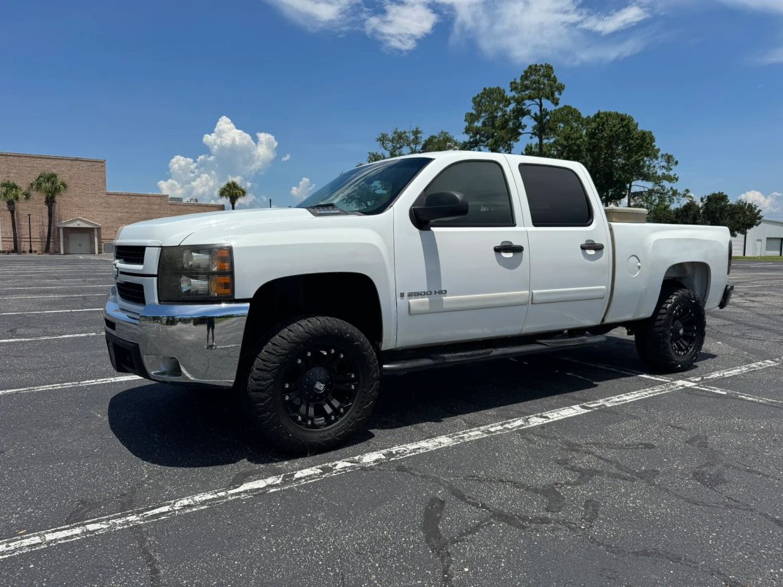 chevrolet silverado 2500hd 2007 1GCHC23637F511702 image chevrolet silverado 2500hd 2007 1GCHC23637F511702 image